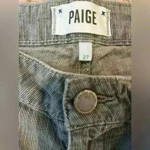 EUC PAIGE JEAN SHORTS - Picture 2 of 5